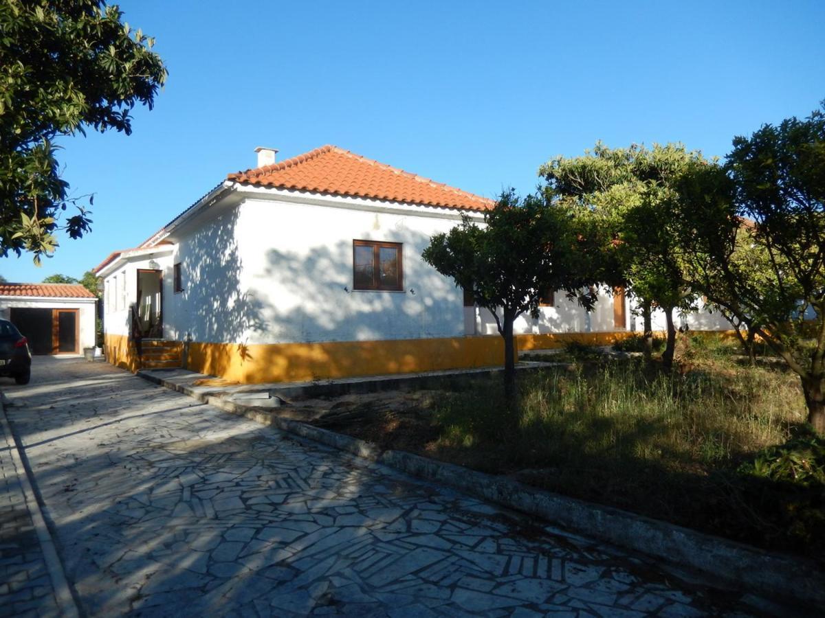 Bed and Breakfast Quinta Laranjal Da Arrabida Palmela Esterno foto